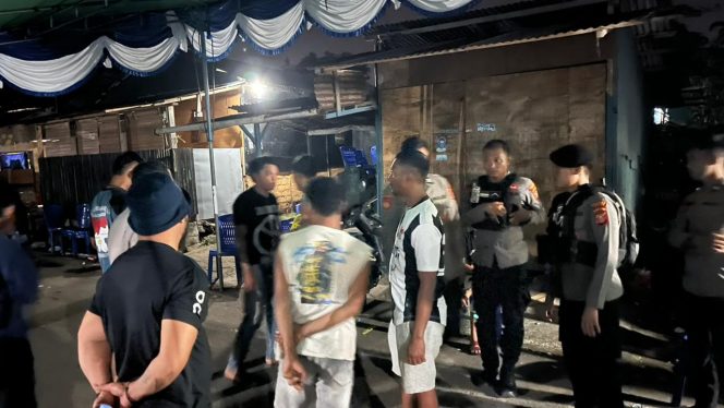 
					Pesta Ronggeng Berujung Ricuh, Polisi Amankan Terduga Pelaku Penikaman