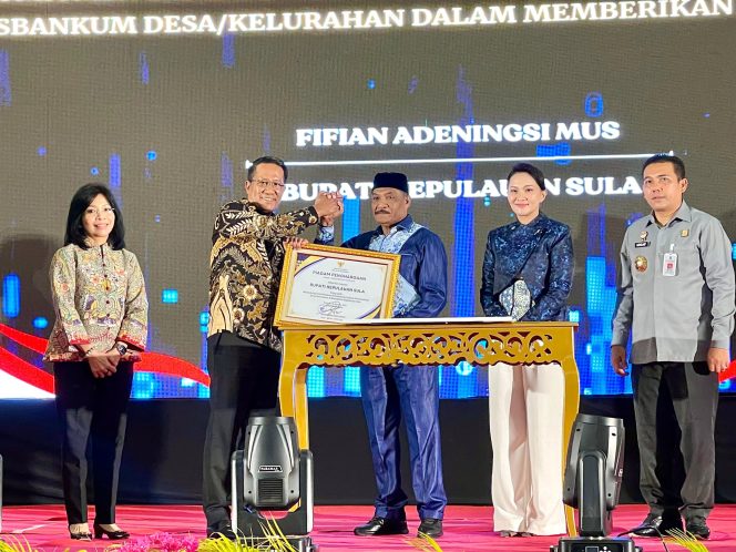 
					Maluku Utara Masuk 7 Provinsi Tercepat Pendirian Posbakum, Menkum Beri Penghargaan termasuk Bupati Kepsul