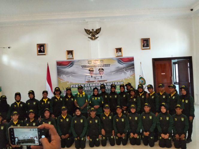 
					Bupati Fifian Lepas 125 Kontingen Popda XII, Targetkan Atlet Sula Tembus Popnas